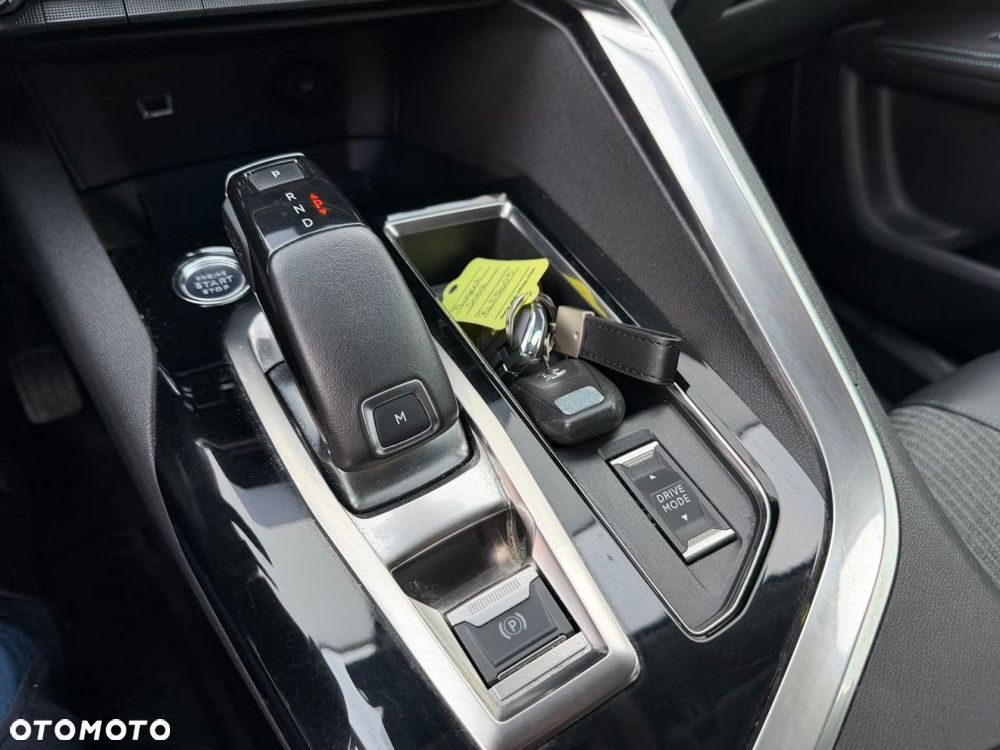 Peugeot 5008 BlueHDi 130 EAT8 Allure - 26