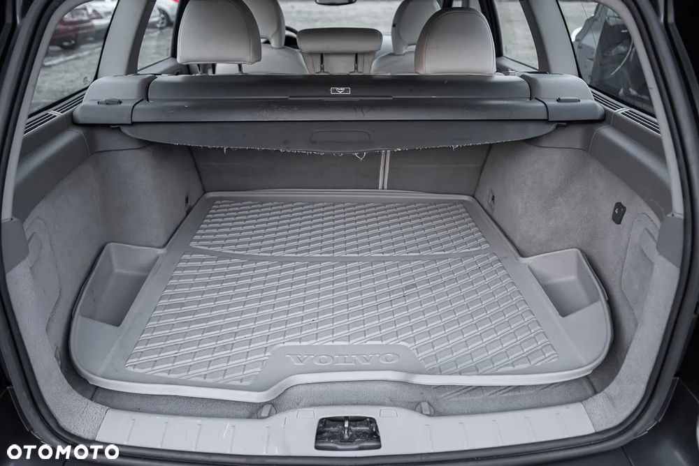 Volvo V50 T5 Momentum - 27