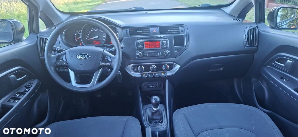 Kia Rio 1.2 Attract - 12