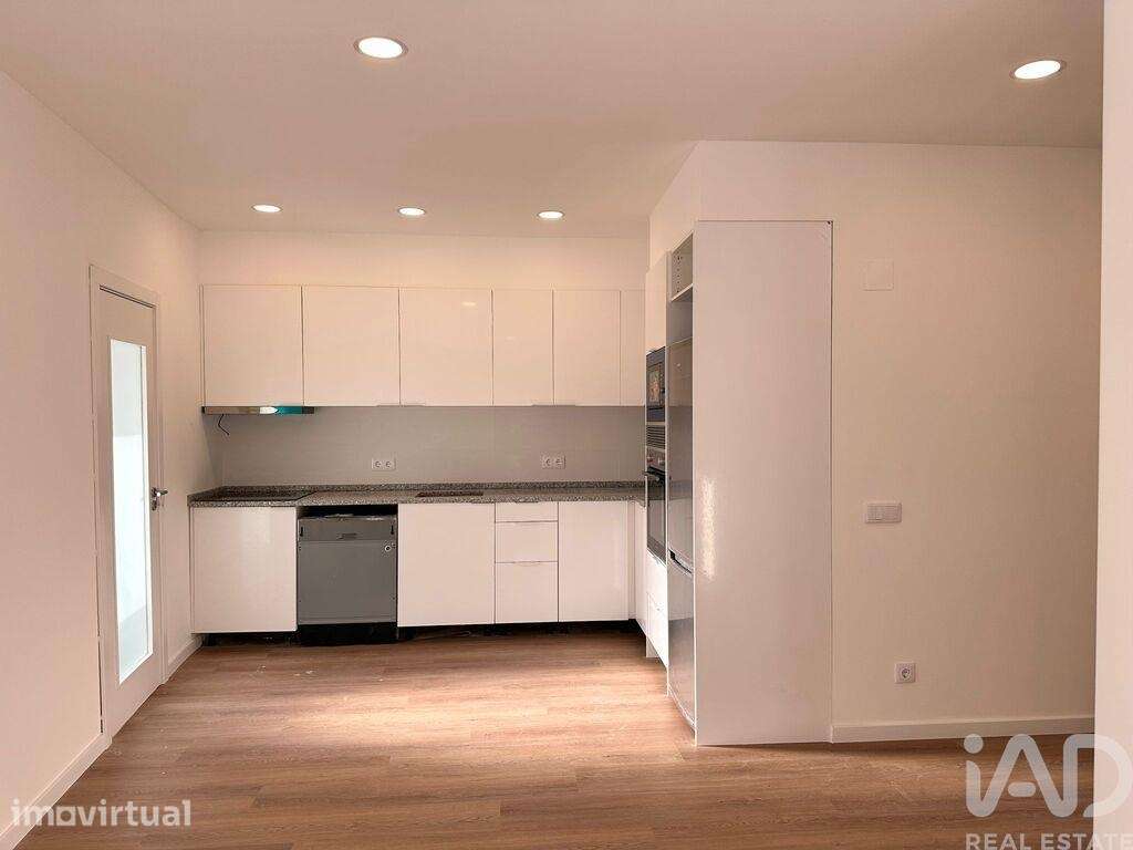 Apartamento T2 em Faro de 94 m2 - Grande imagem: 2/16