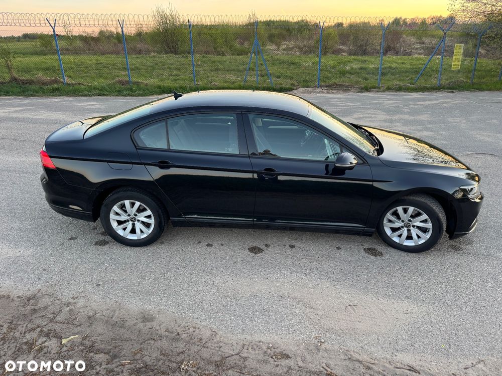 Volkswagen Passat 1.5 TSI EVO Essence DSG - 5