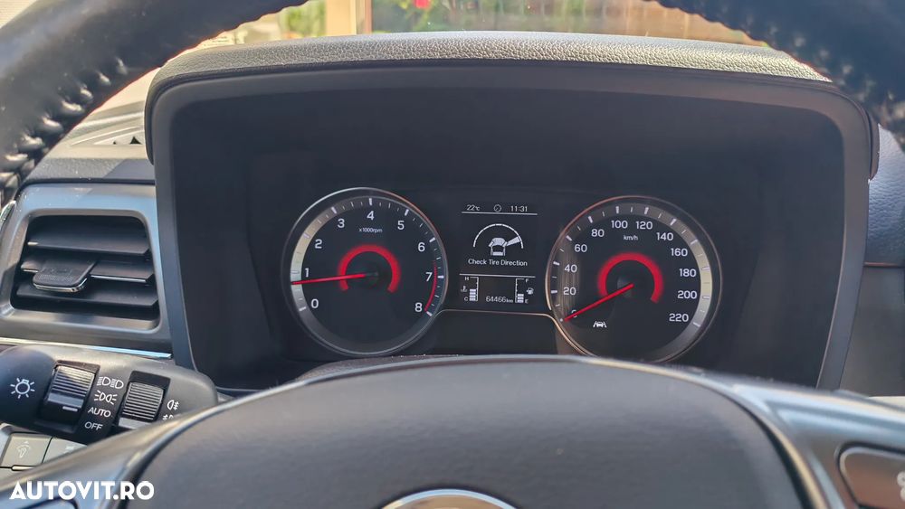 SsangYong Tivoli Grand - 7