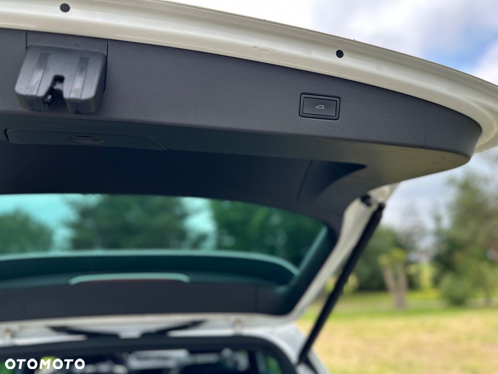 Volkswagen Tiguan 1.5 TSI OPF DSG R-Line - 12