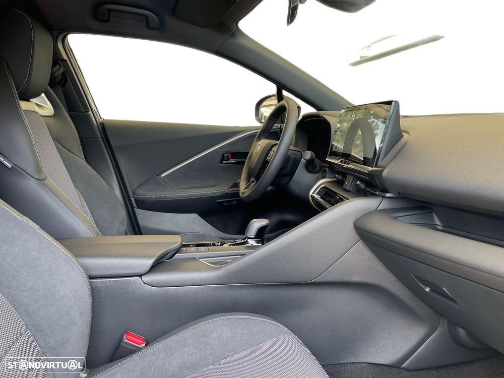Toyota C-HR - 6