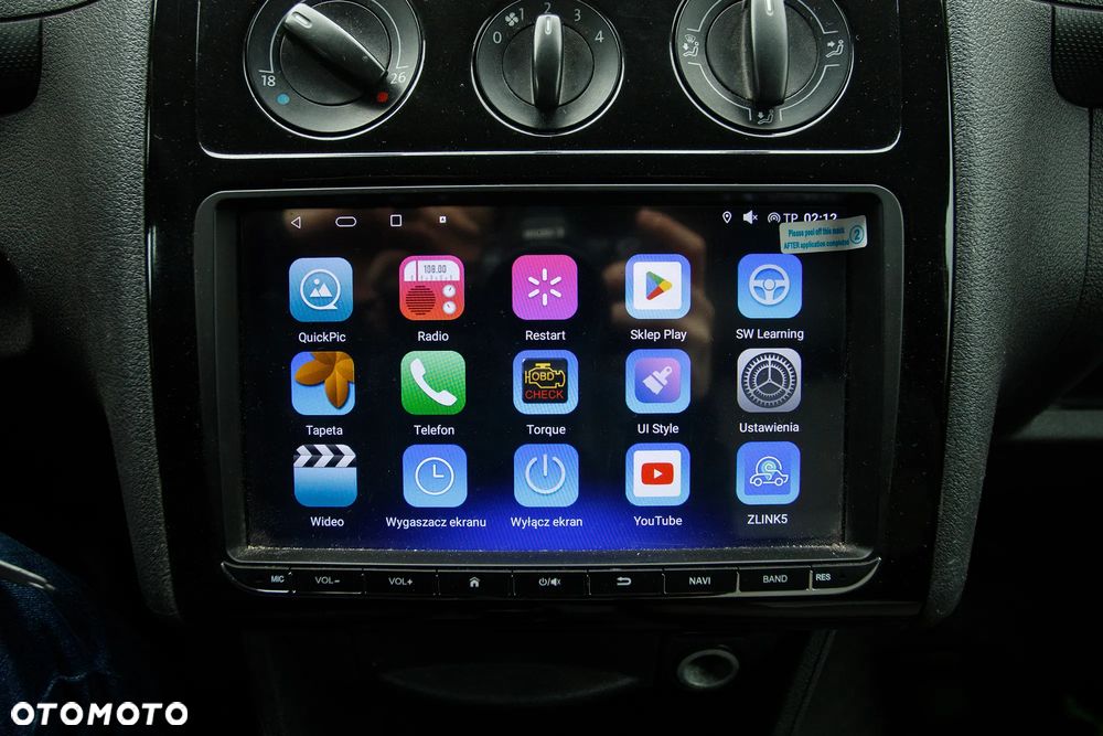 Volkswagen Caddy Maxi - 21