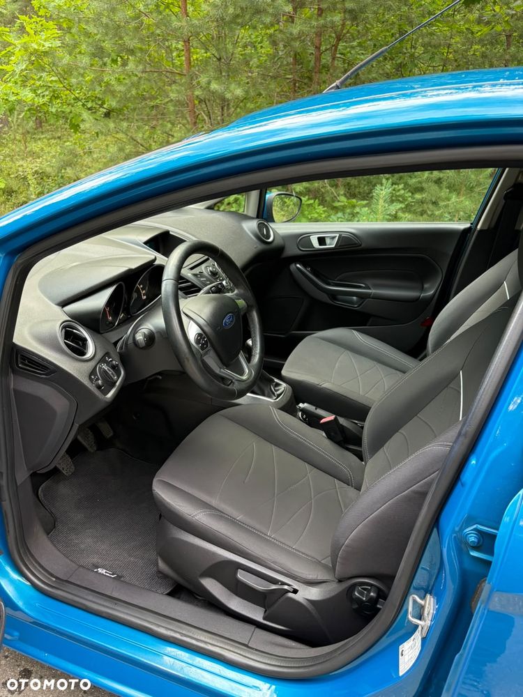 Ford Fiesta 1.25 Celebration - 18