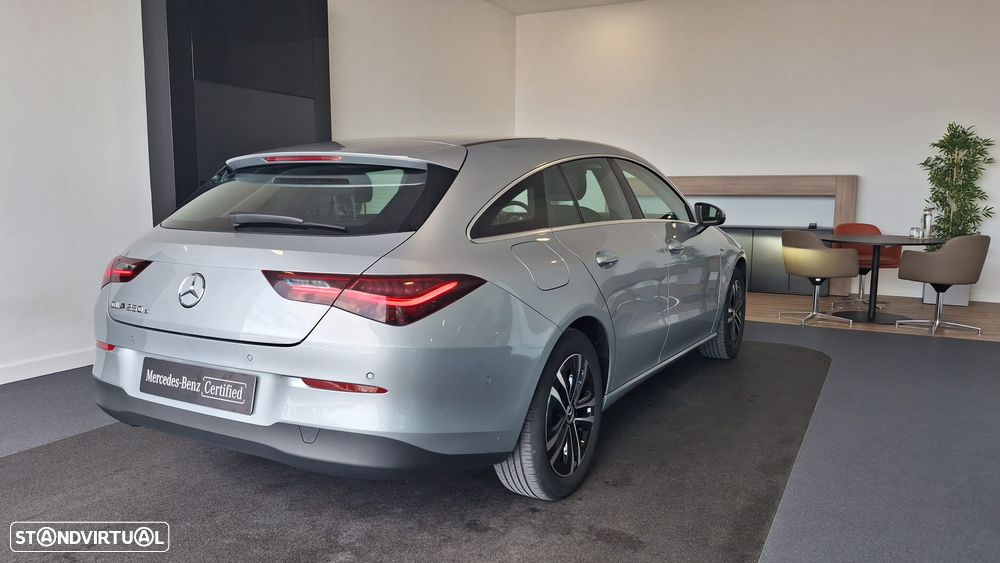 Mercedes-Benz CLA 250 e Shooting Brake Style Plus - 6