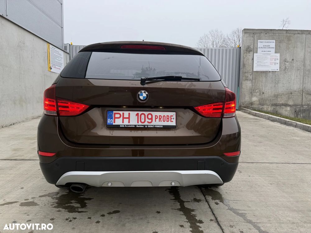 BMW X1 sDrive18d Sport Line - 11