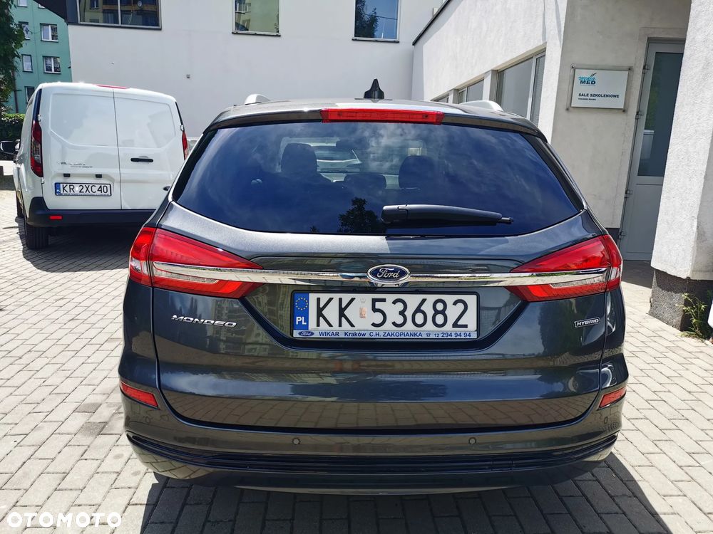 Ford Mondeo - 4