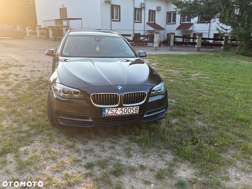BMW Seria 5 520d xDrive Sport - 4