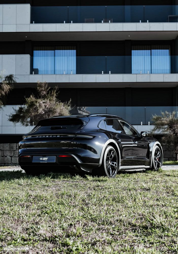Porsche Taycan Cross Turismo 4S - 4