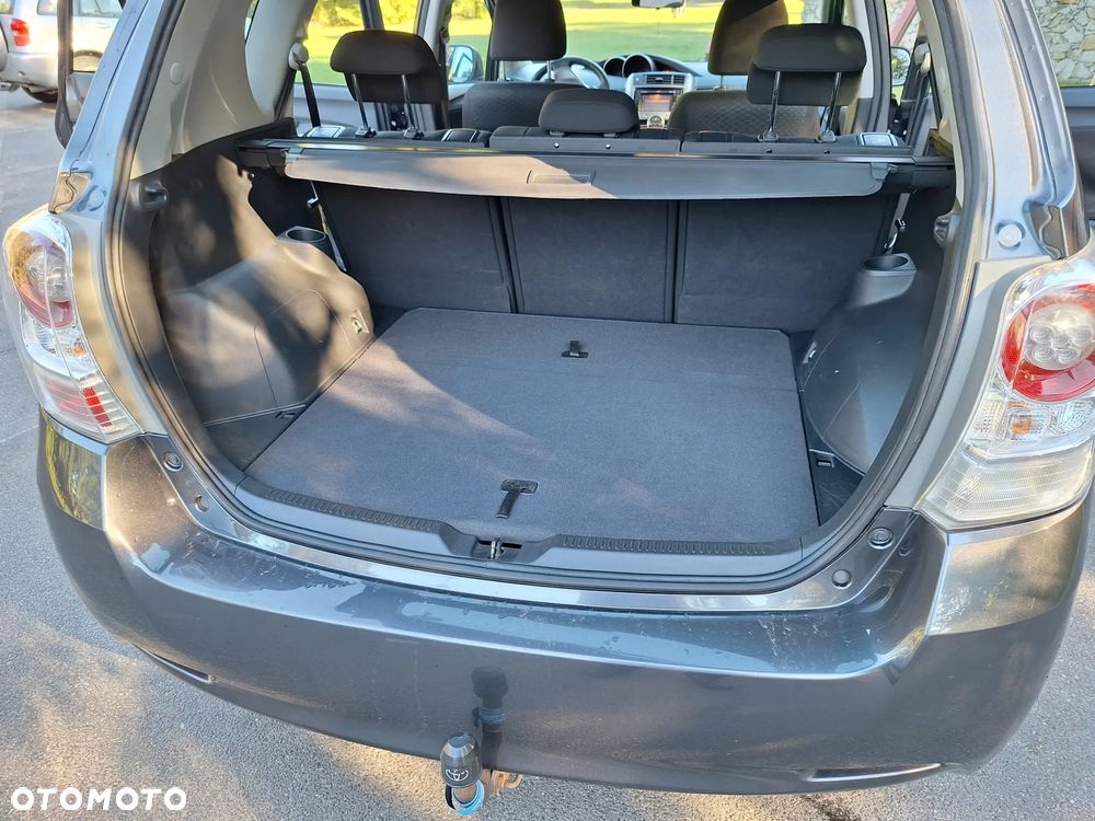 Toyota Verso 1.8 Sol plus NAVI - 4