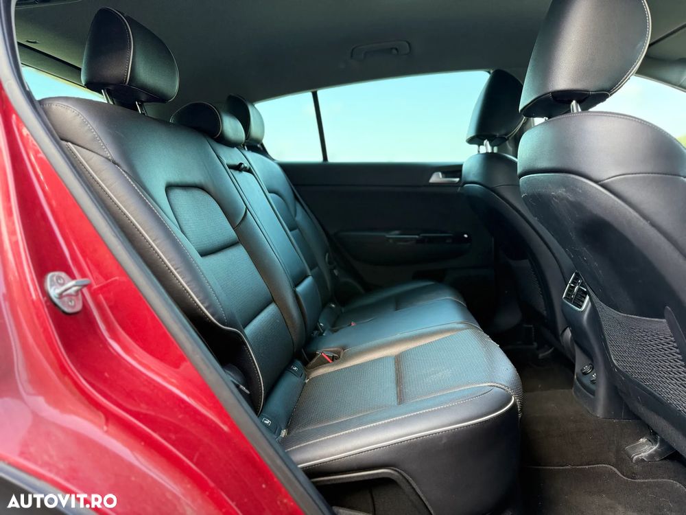 Kia Sportage 1.6 GDI 2WD DREAM-TEAM EDITION - 10
