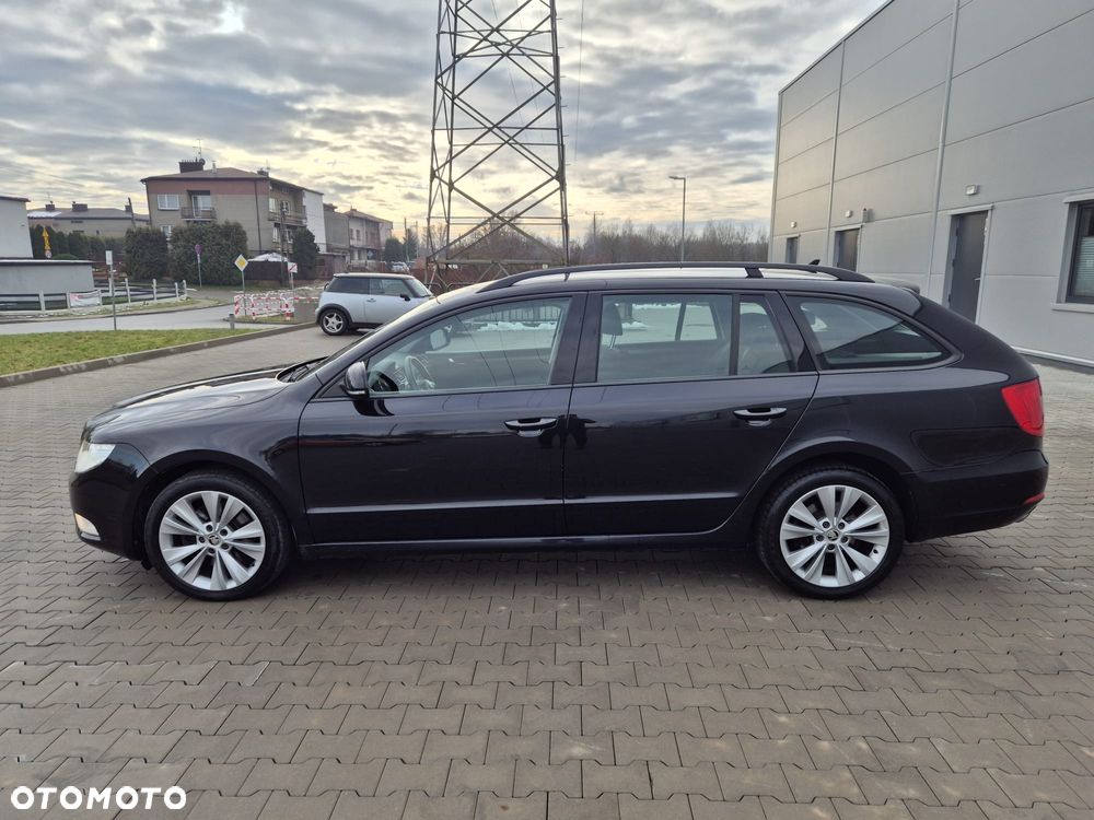 Skoda Superb 2.0 TDI DSG Exclusive - 5