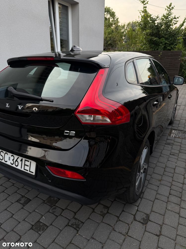 Volvo V40 D2 Drive-E Momentum - 4