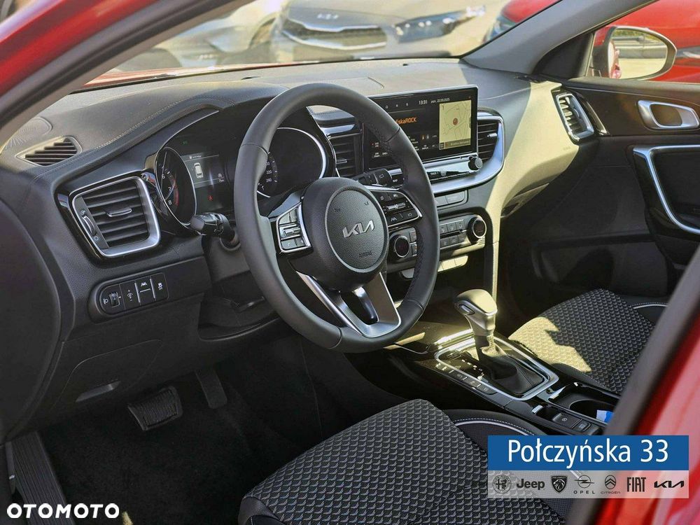 Kia Ceed - 8