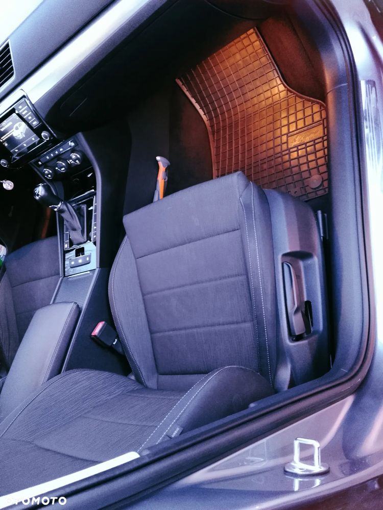 Skoda Superb 1.6 TDI Ambition DSG - 15