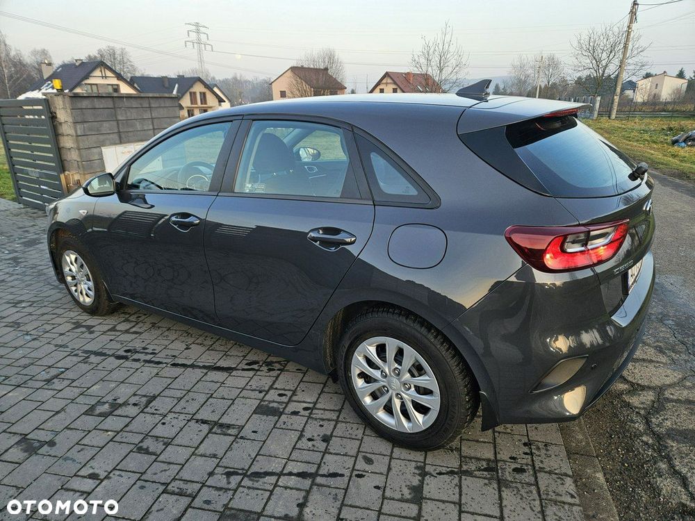 Kia Ceed - 5