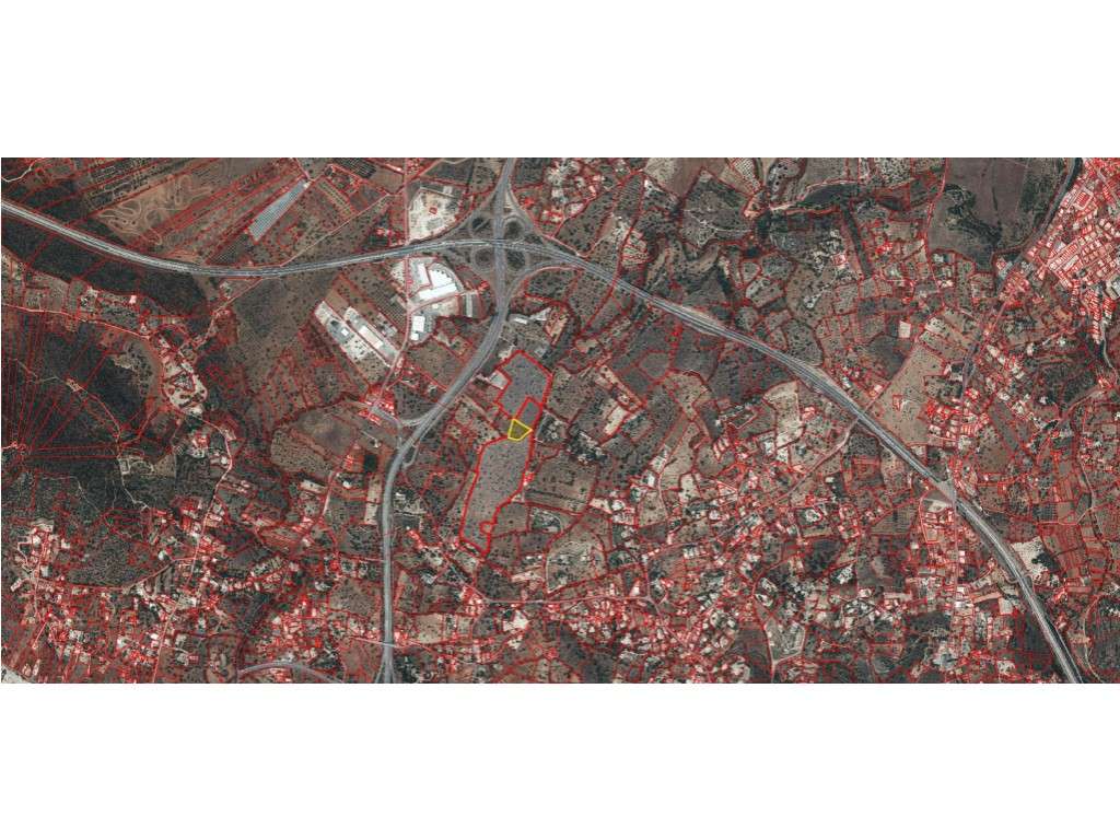 Terreno Rústico com 4.680 m² - Vale de Éguas, Almancil (Loulé) - Grande imagem: 2/3