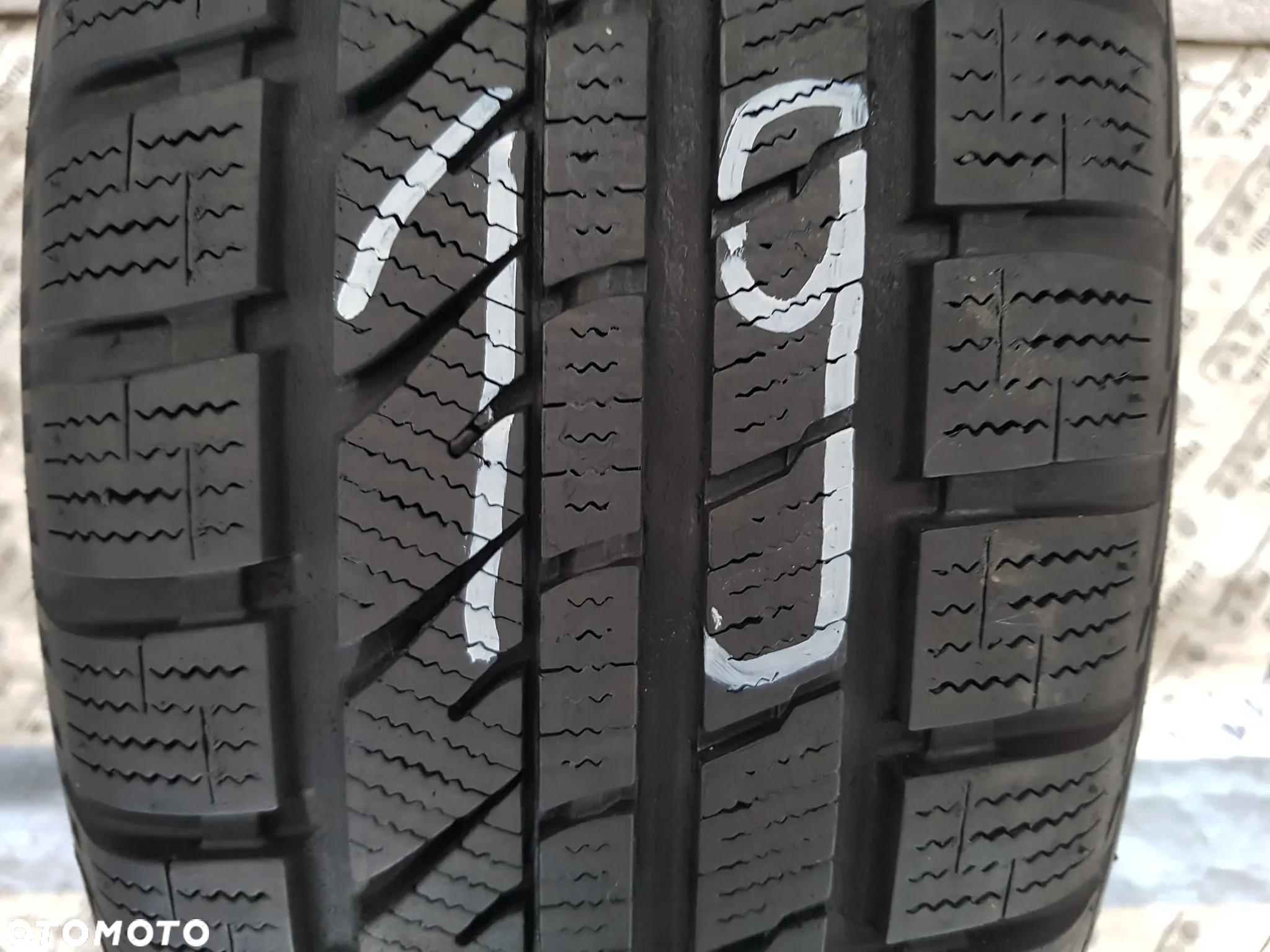 BRIDGESTONE BLIZAK LM-30 215/65R16 215/65/16 - 9