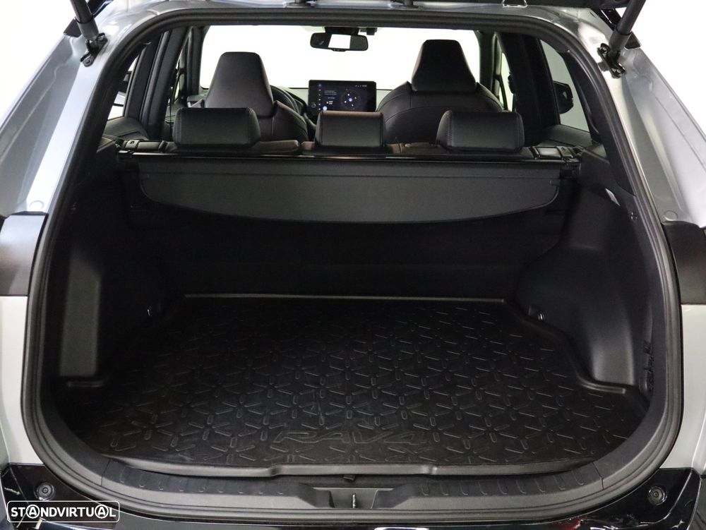 Toyota RAV4 2.5 HDF Comfort - 19