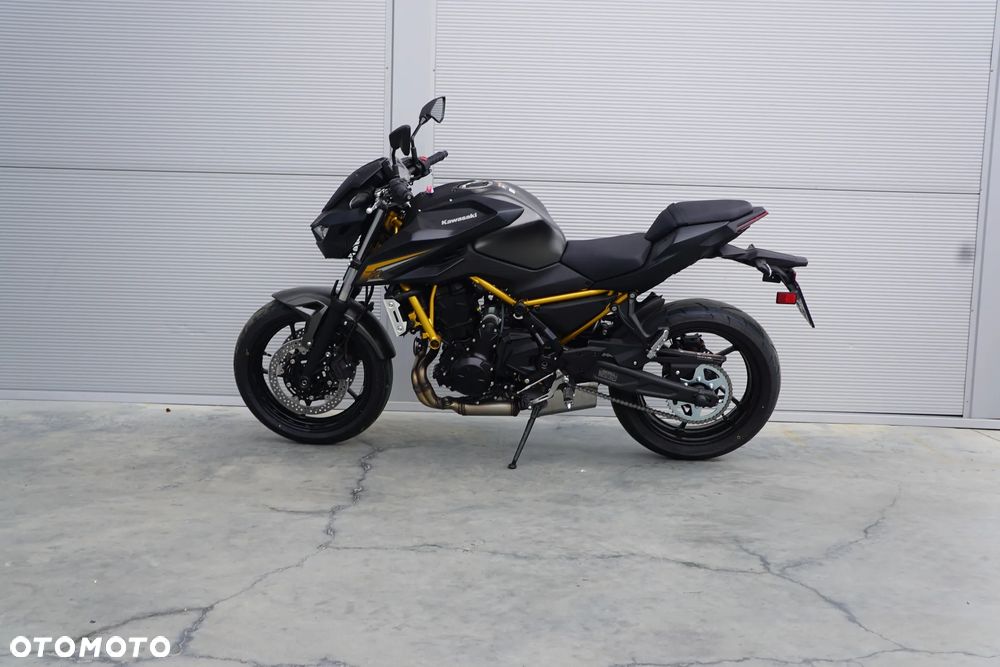 Kawasaki Z 650 - 6