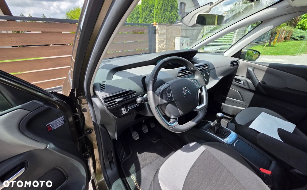Citroën C4 Picasso - 16