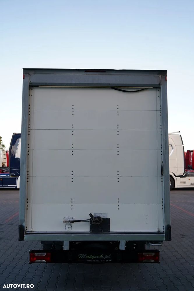 Iveco DAILY 35-140 / CONTAINER / DUBLU / MANUAL / ROLURI / MASĂ NETĂ: 3500 KG / 2017 - 14