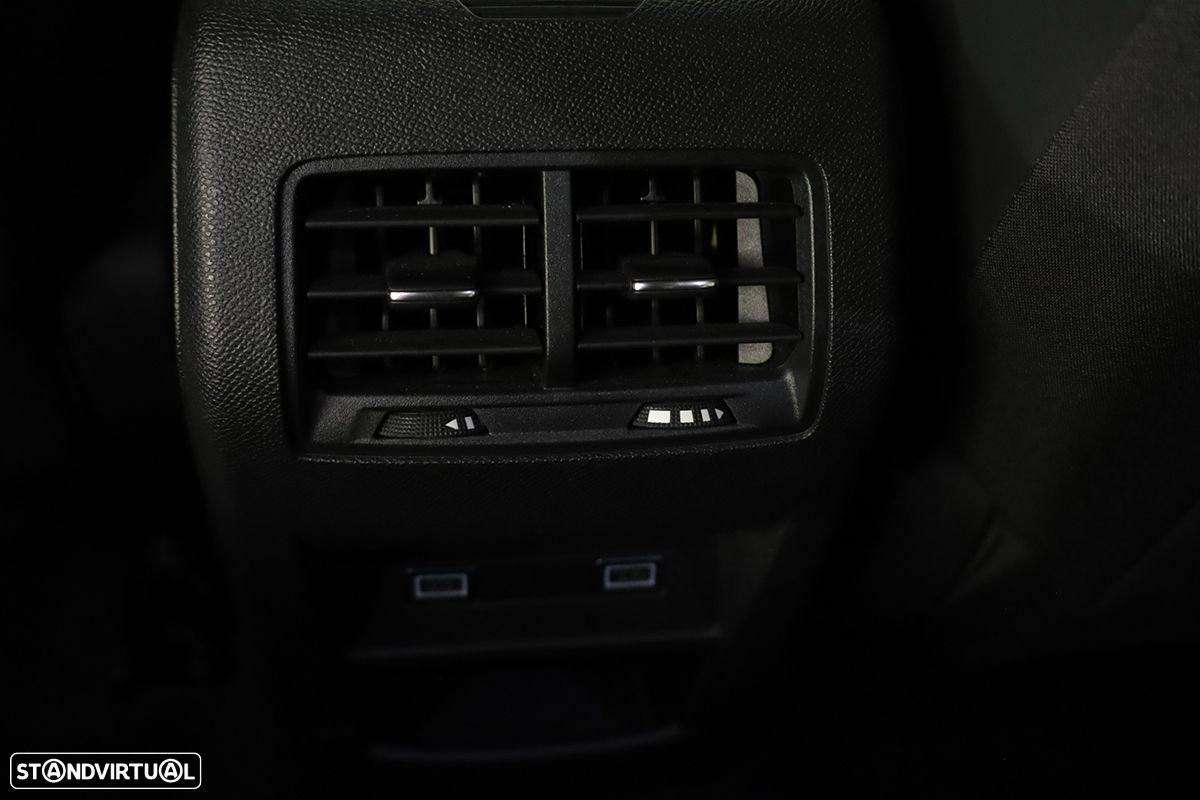 Peugeot 308 SW 1.6 Hybrid Allure e-EAT8 - 22