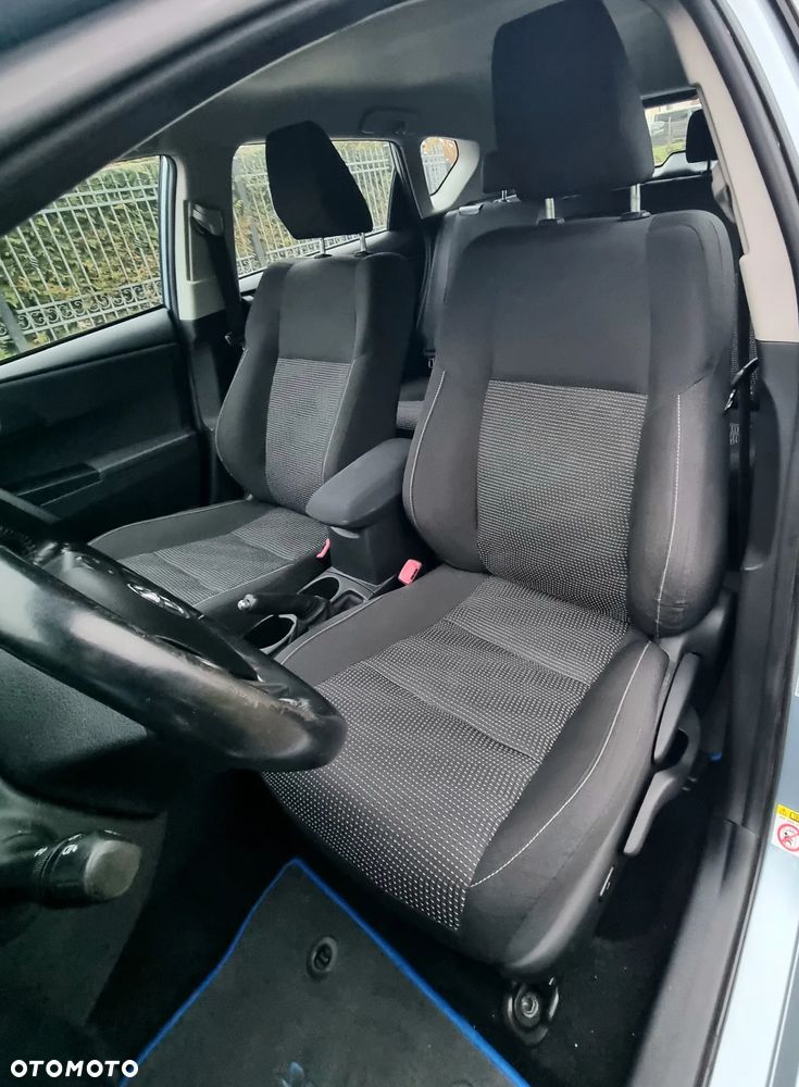 Toyota Auris 1.8 Hybrid Executive - 12