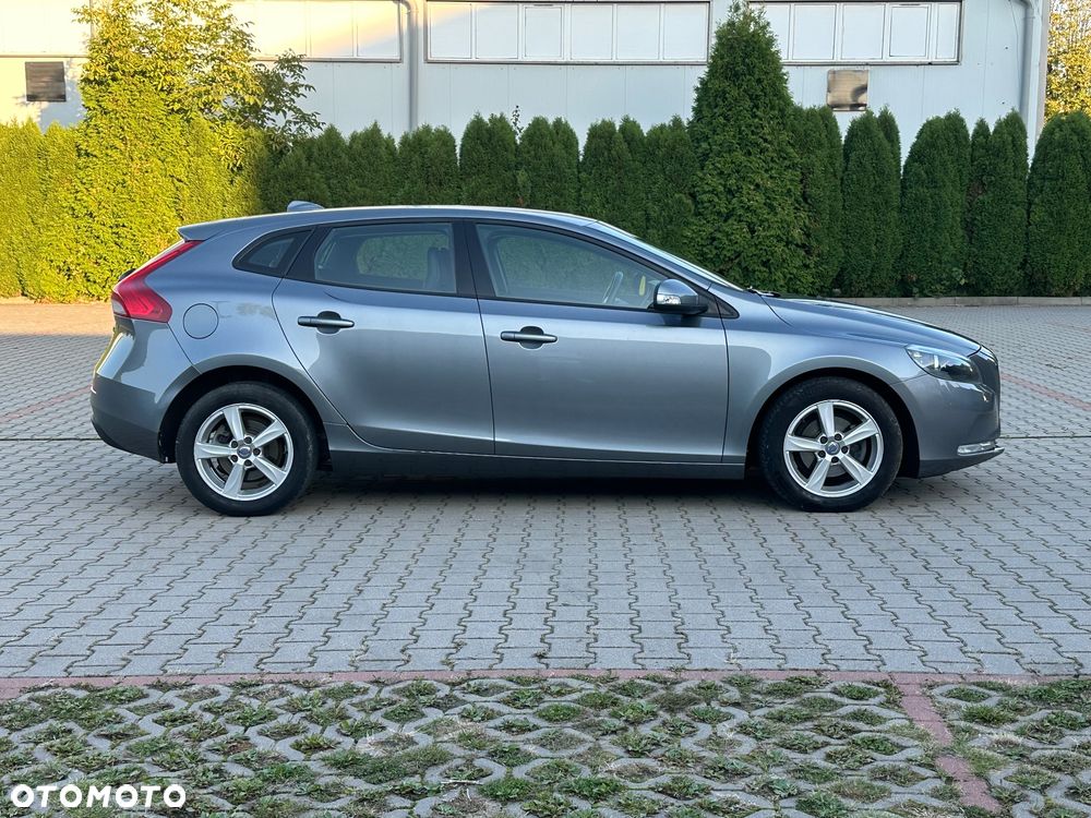Volvo V40 2016 photo 3