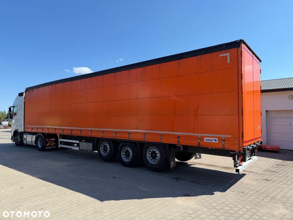 Schmitz Cargobull SCS 24/L / z Niemiec / opony 80-90% / 2 osie podnoszone - 4