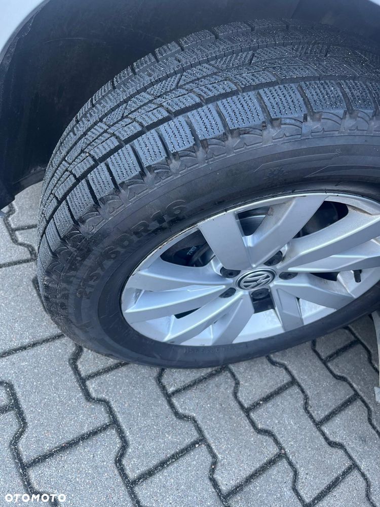 Volkswagen Passat 1.6 TDI BMT Trendline - 11