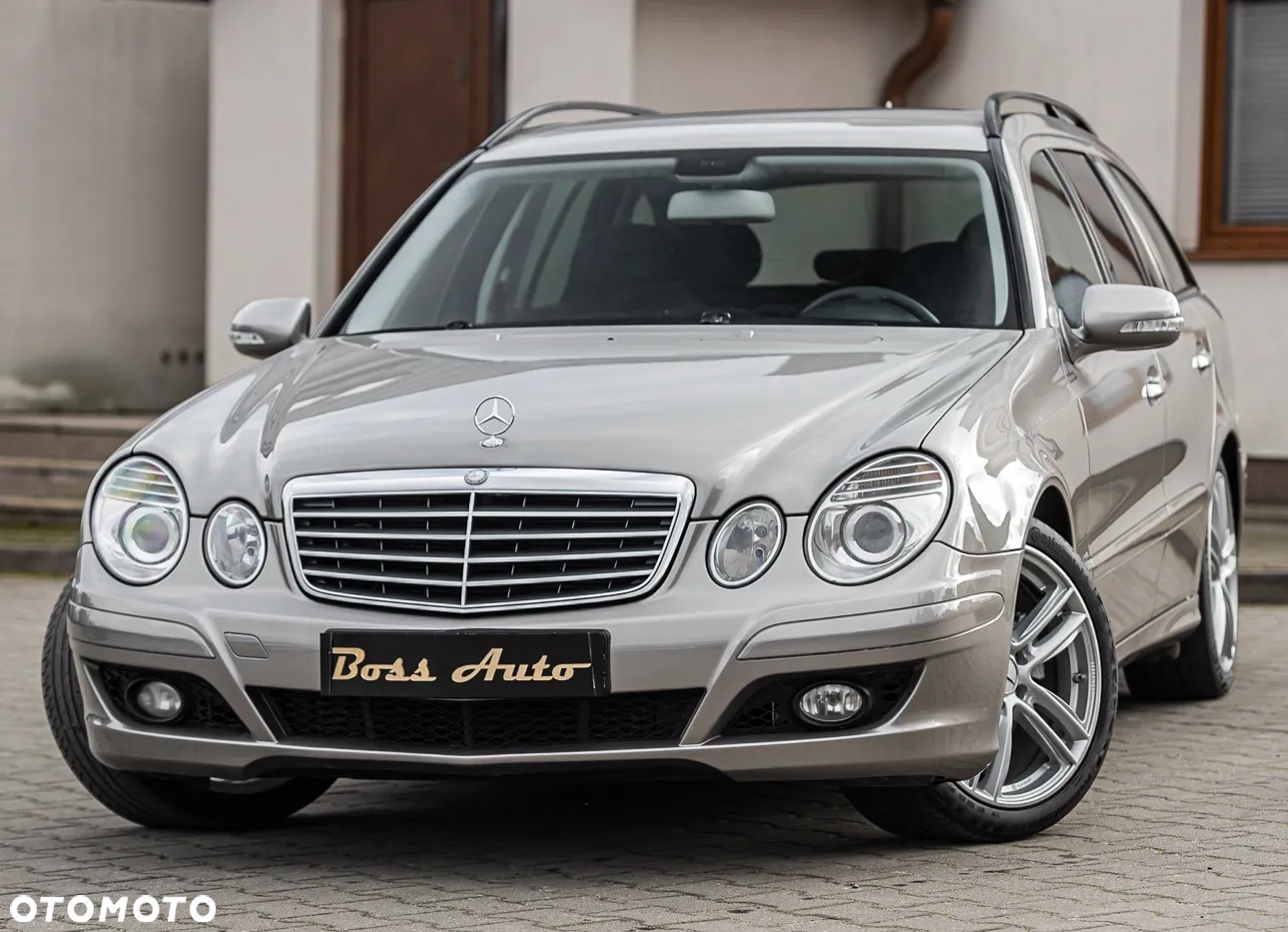 Mercedes-Benz Klasa E - 4