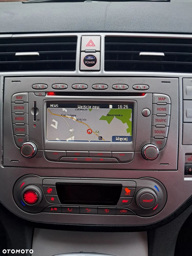 Ford Kuga 2.0 TDCi 4x4 Titanium - 9