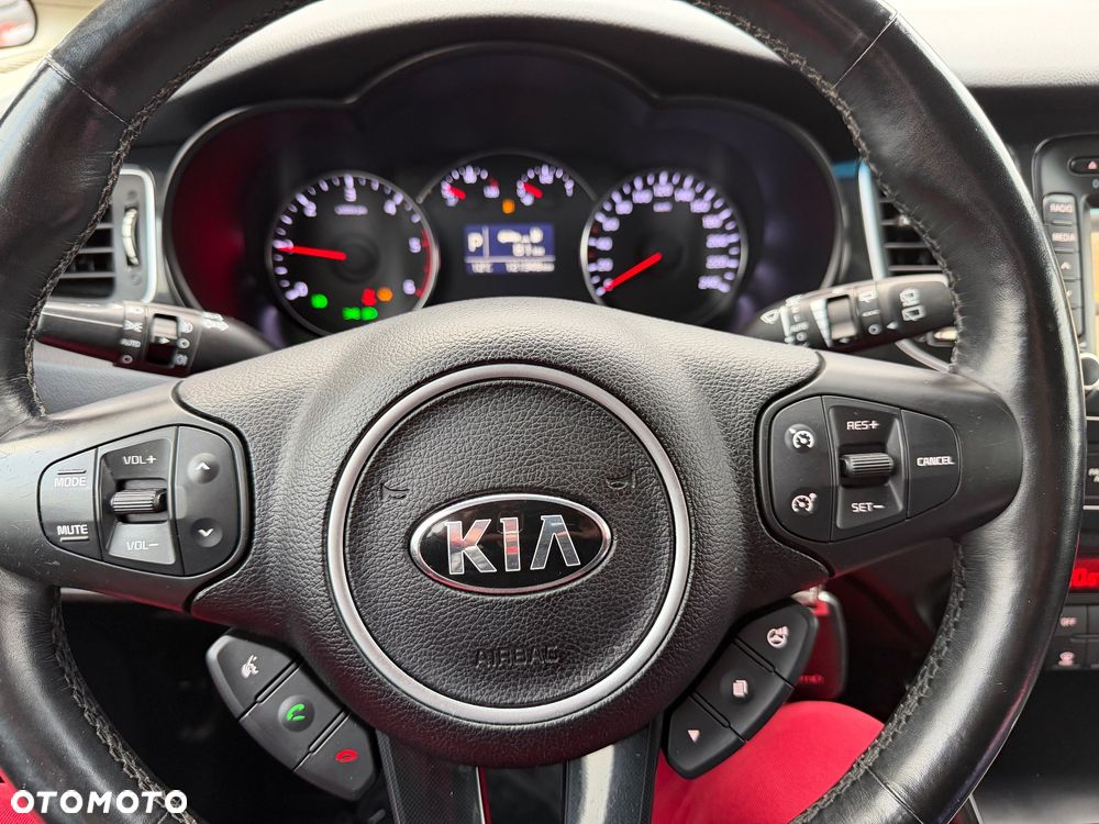 Kia Carens 2015