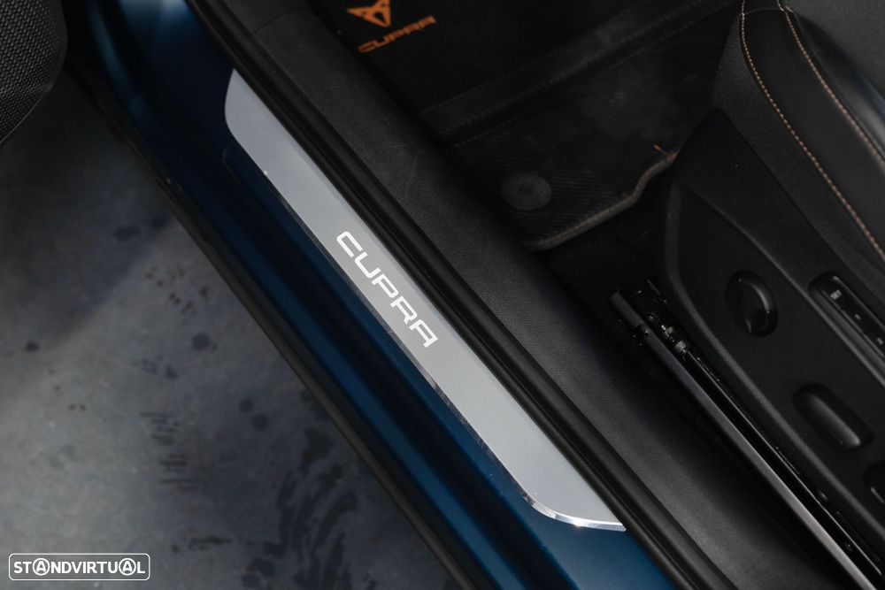 Cupra Formentor 1.4 e-Hybrid DSG VZ - 35