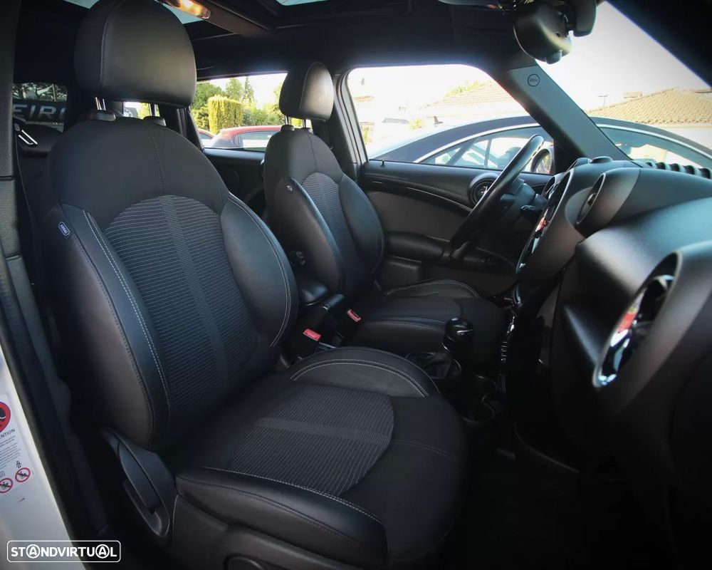 MINI Countryman Cooper D Aut. - 35