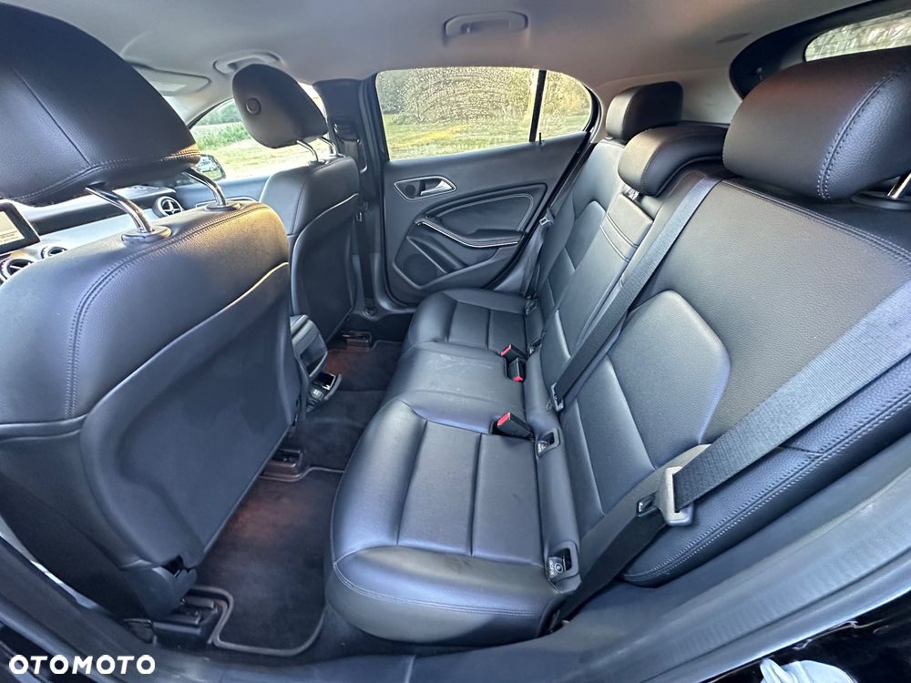 Mercedes-Benz GLA 250 4-Matic - 7
