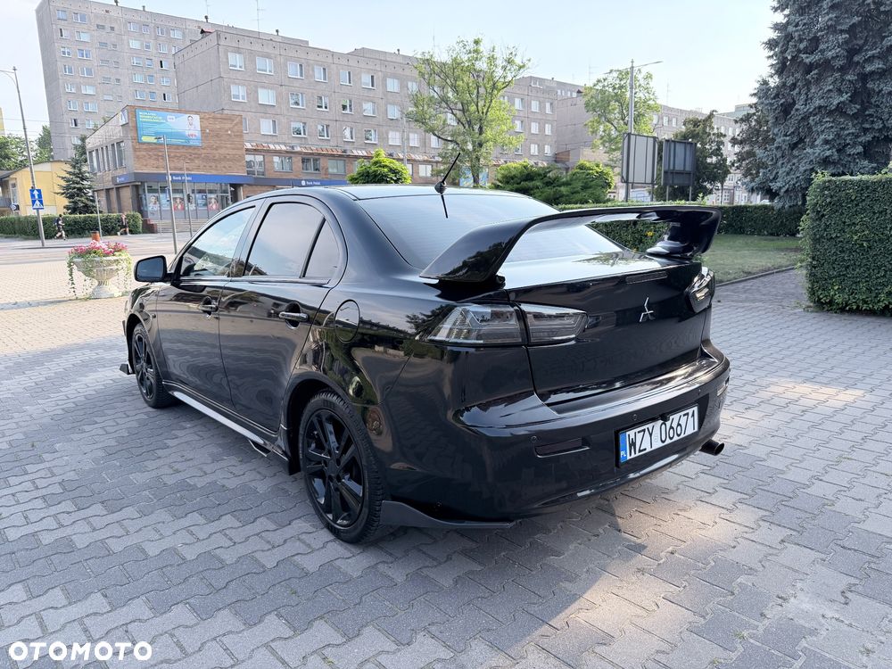 Mitsubishi Lancer - 16