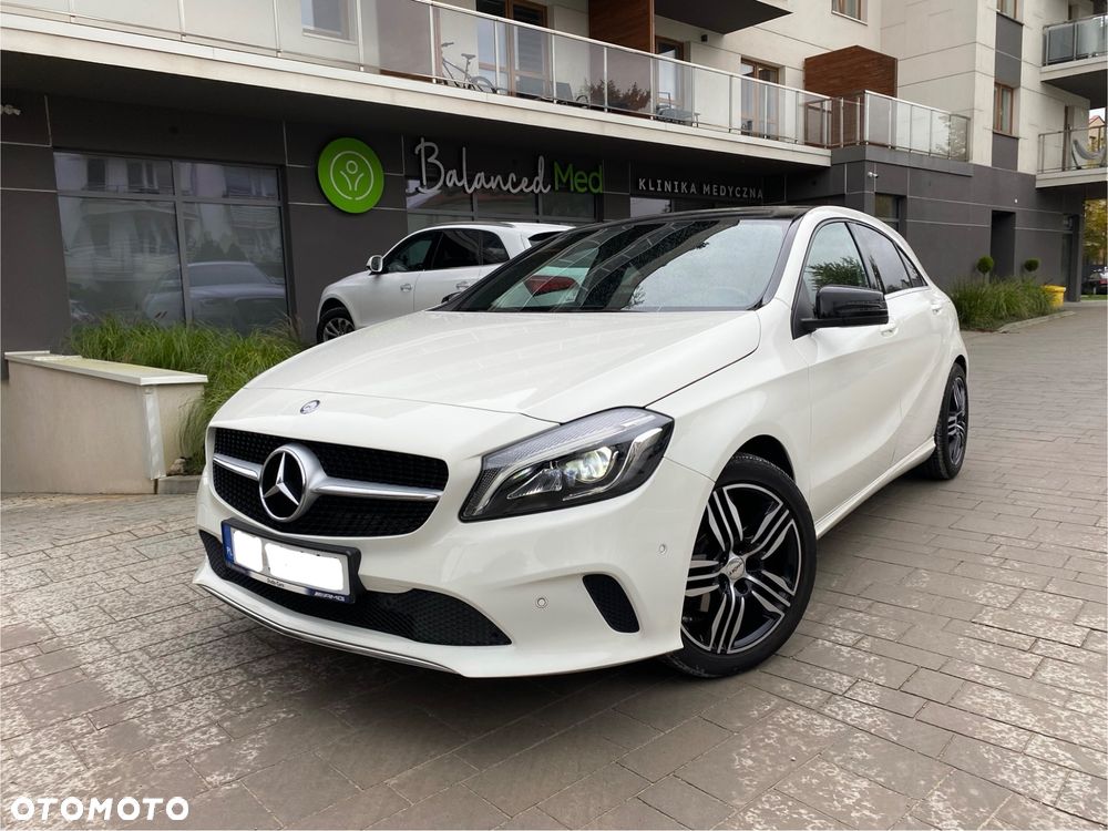 Mercedes-Benz Klasa A 180 7G-DCT Urban - 10