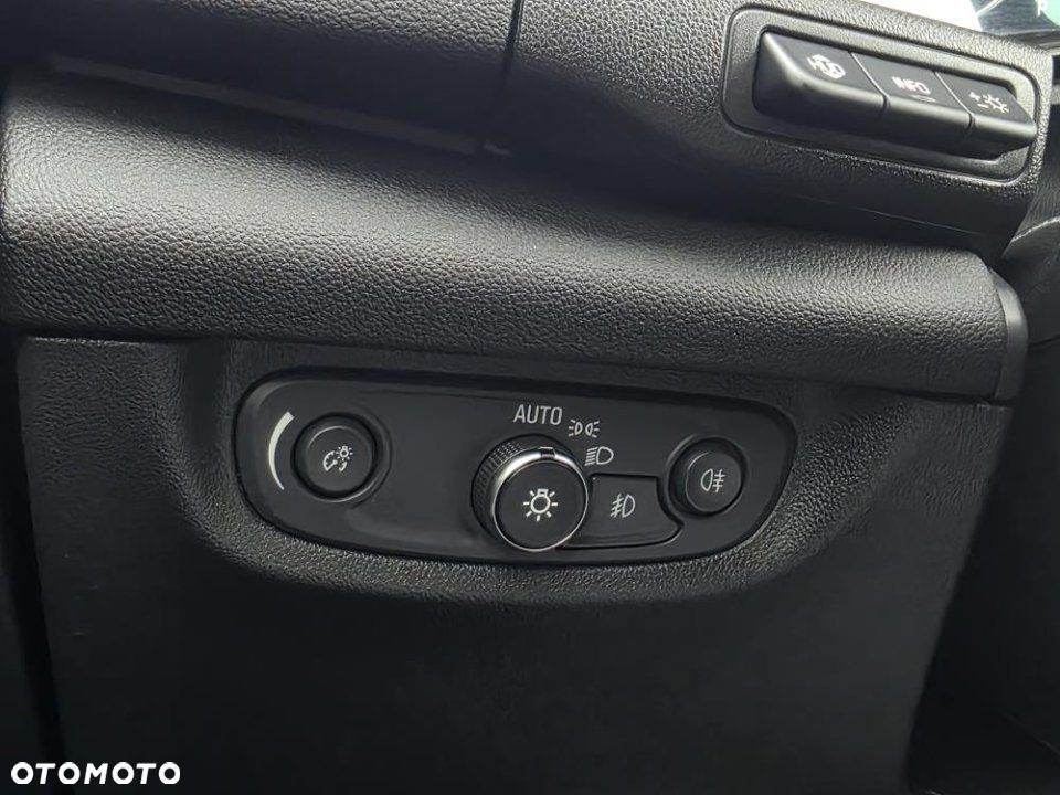 Opel Insignia - 20