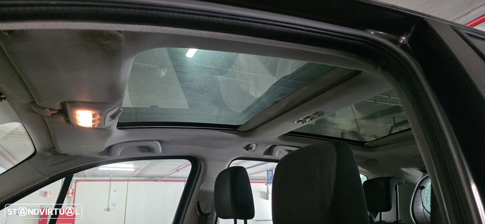 Renault Scénic 1.5 dCi Exclusive SS - 3