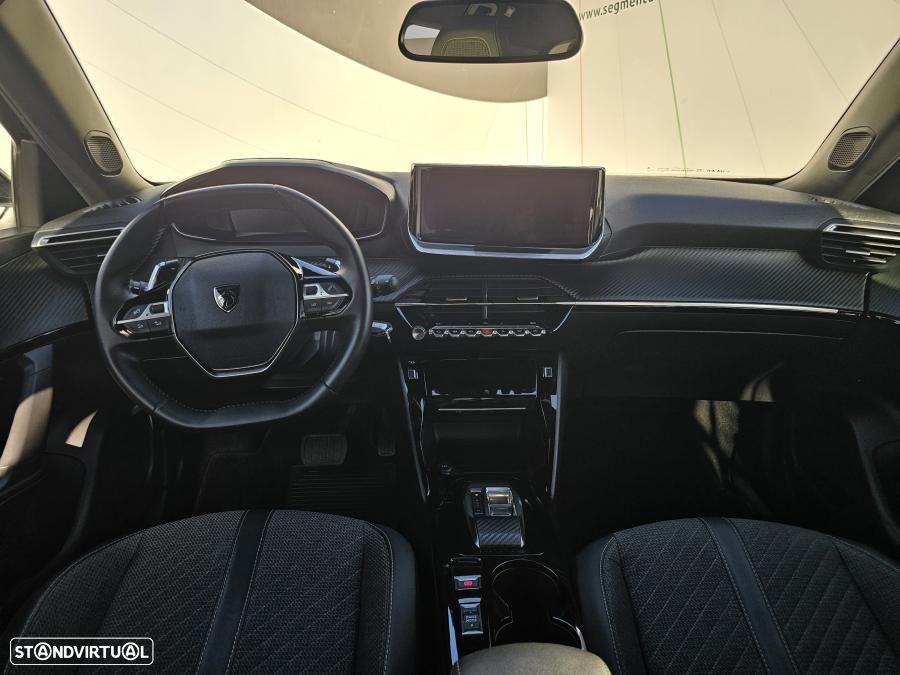 Peugeot 2008 1.2 Hybrid Allure e-DCS6 - 23