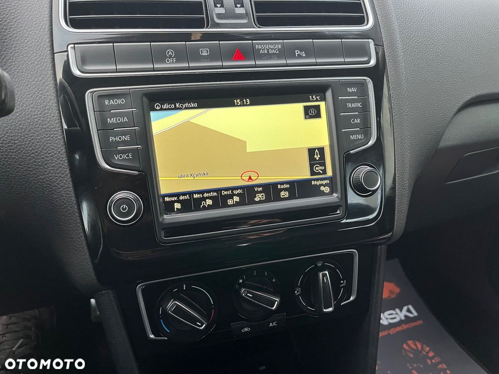 Volkswagen Polo 1.2 TSI MATCH - 11