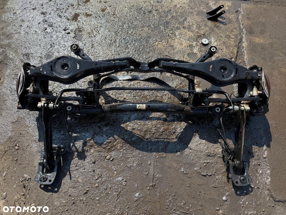 Zawieszenie tylne Volkswagen VW Passat B6 oś belka tył kombi ORYGINAŁ OE - 2