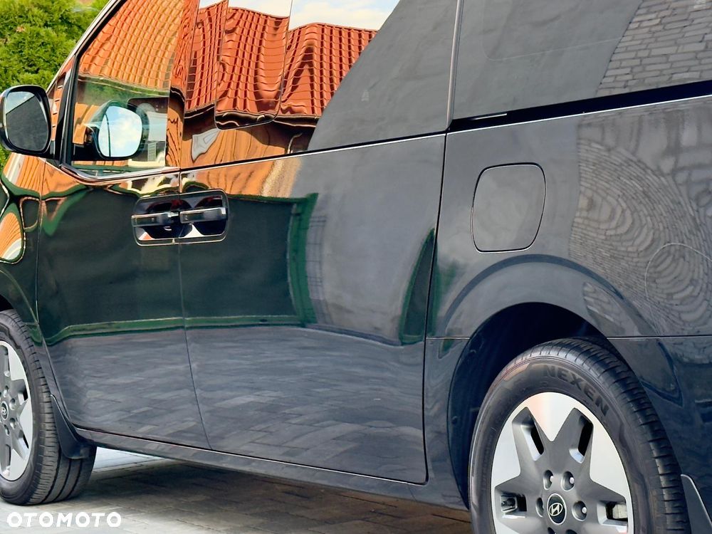 Hyundai Staria 1.6 T-GDI HEV Smart VIP - 15