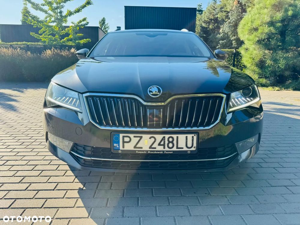 Skoda Superb 2.0 TDI 4x4 Style DSG - 4
