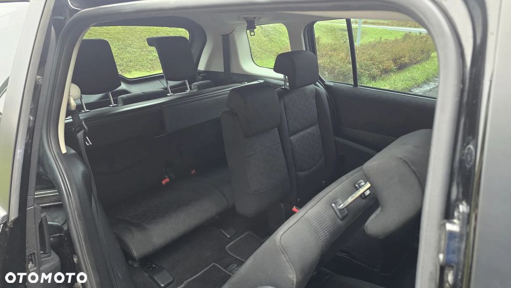 Mazda 5 2.0 CD DPF Exclusive - 20