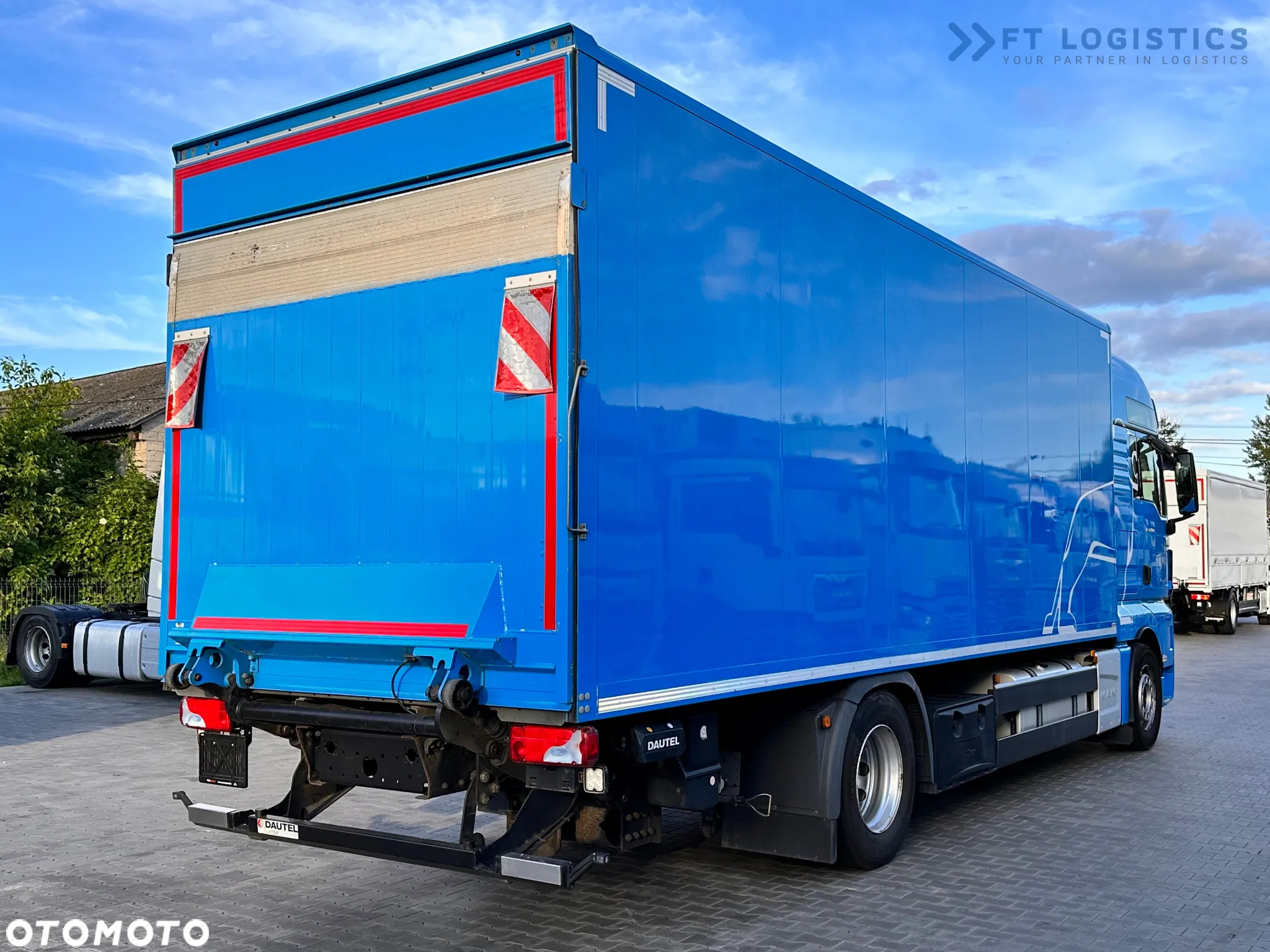 MAN TGX 18.500 / KABINA XXL / SKRZYNIA - KONTENER / WINDA / MANUAL KABINA SYPIALNA / UNIKAT! - 6